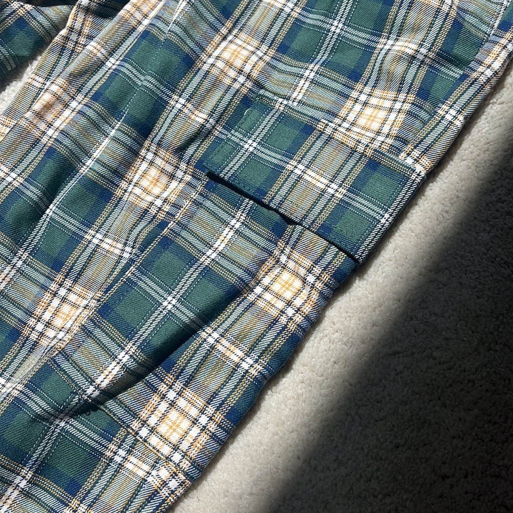 Plaid High Rise Cargo - Picture 2 of 4